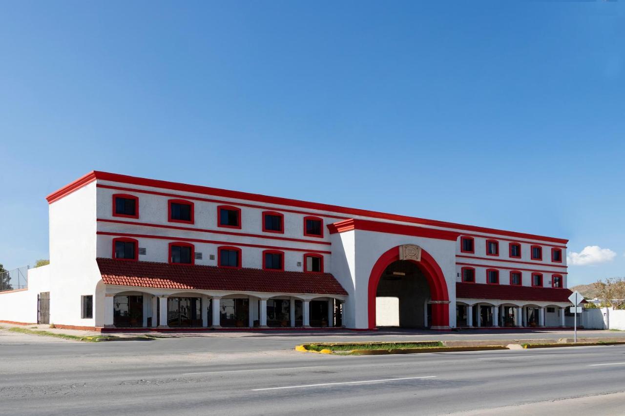 Oyo Hotel Real Del Sur, Estadio Chihuahua Dış mekan fotoğraf